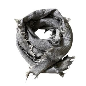 Aritzia Wilfred Diamond Mosiac Reversible Triangle Scarf Grey